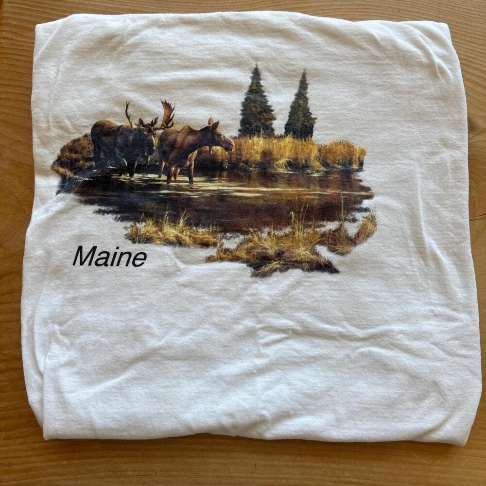 Maine Graphic T-Shirt Womes L White Nature Graphic Moose